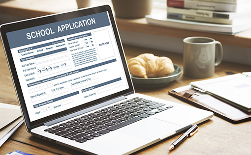 Processus d'inscription scolaire au Royaume-Uni et listes d’attente pour expatriés